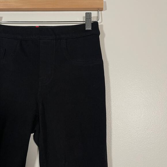 Spanx • Jean-ish Ankle Leggings in Black - Picture 2 of 5